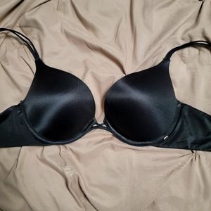 Victoria's Secret - Very Sexy Push-Up Bra - 32D